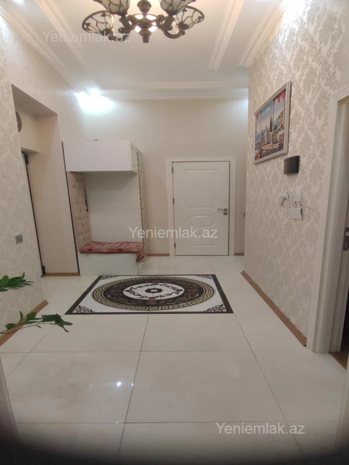 Satılır 2 otaqlı yeni tikili 70 m²