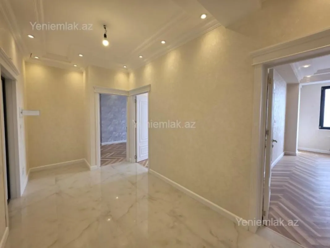 Satılır 2 otaqlı yeni tikili 81 m²