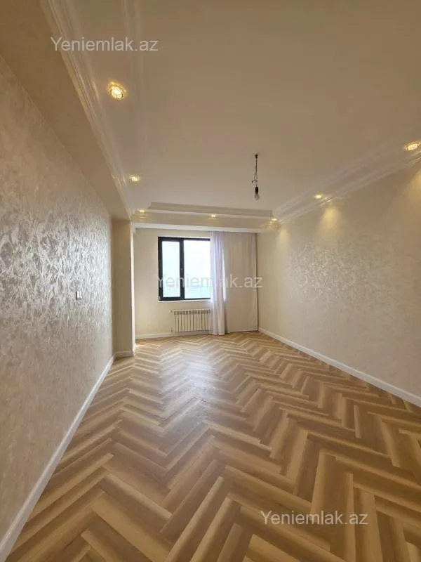 Satılır 2 otaqlı yeni tikili 81 m²
