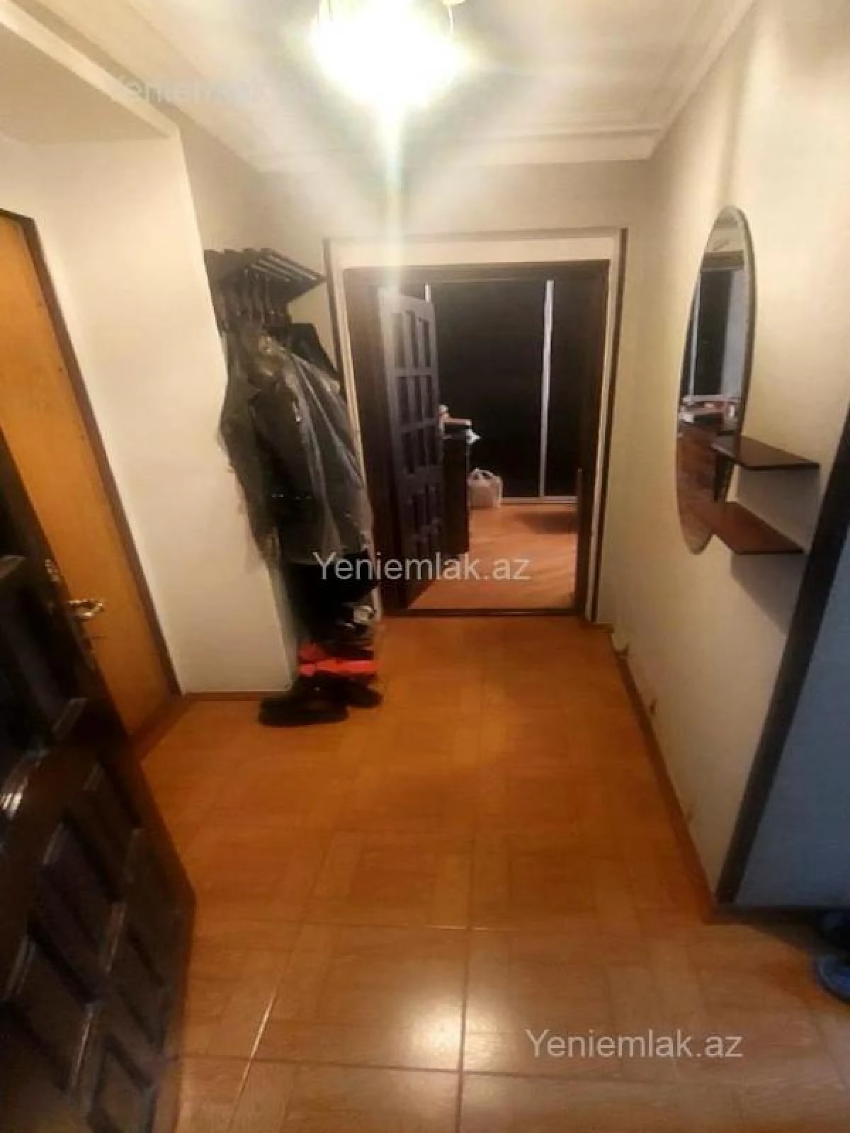 Satılır 2 otaqlı köhnə tikili 55 m²