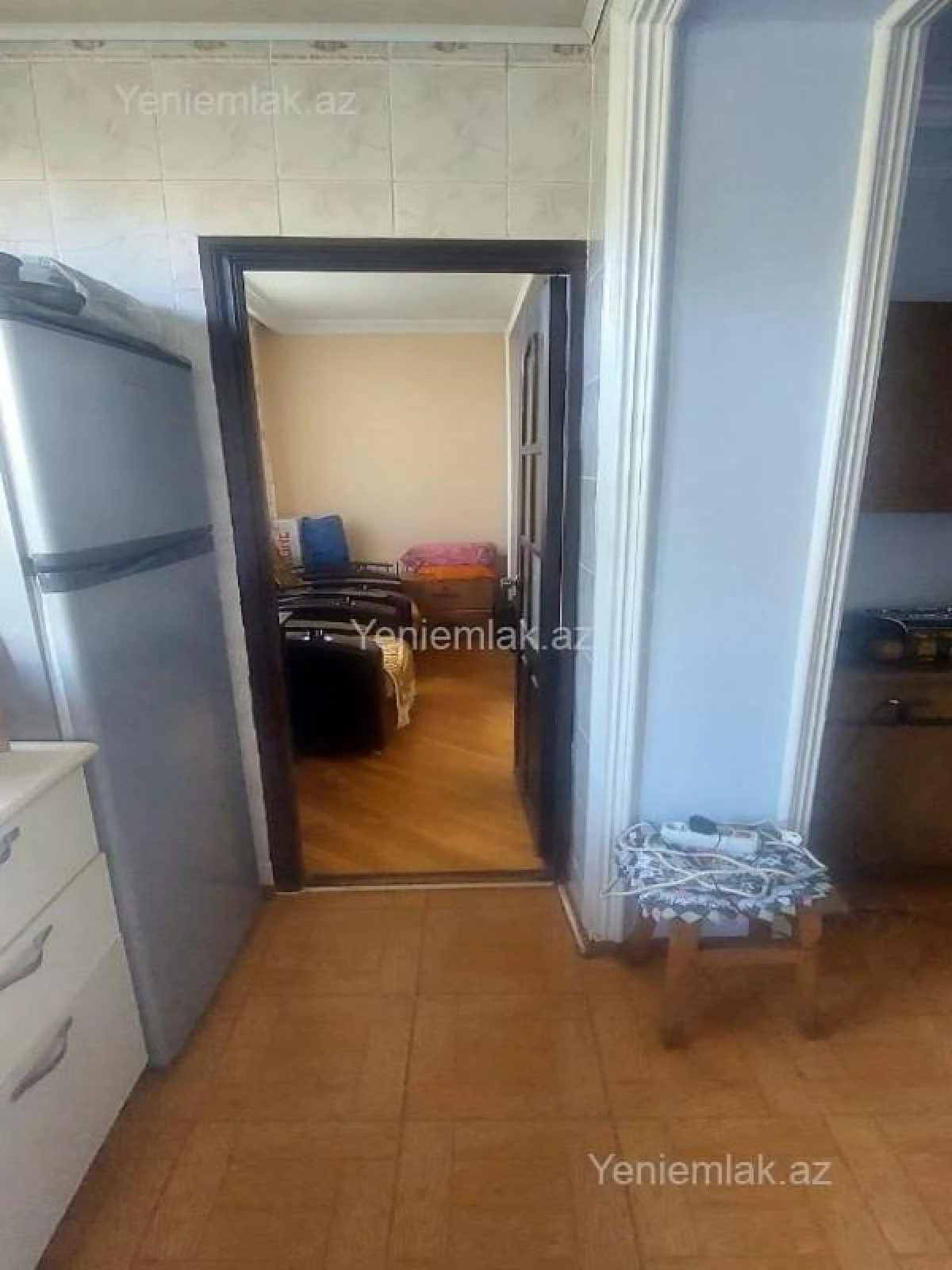 Satılır 2 otaqlı köhnə tikili 55 m²