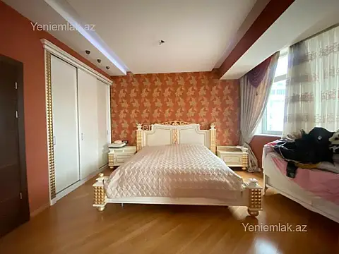 Satılır 5 otaqlı yeni tikili 400 m²