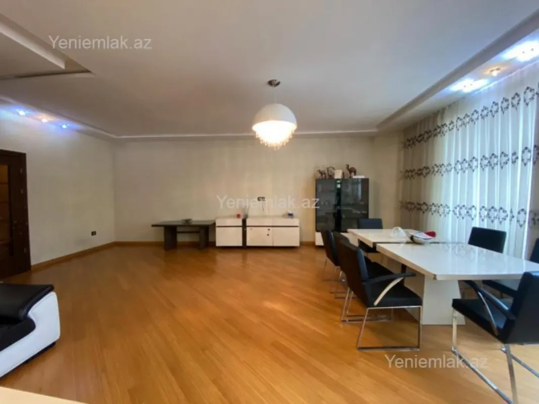 Satılır 5 otaqlı yeni tikili 400 m²