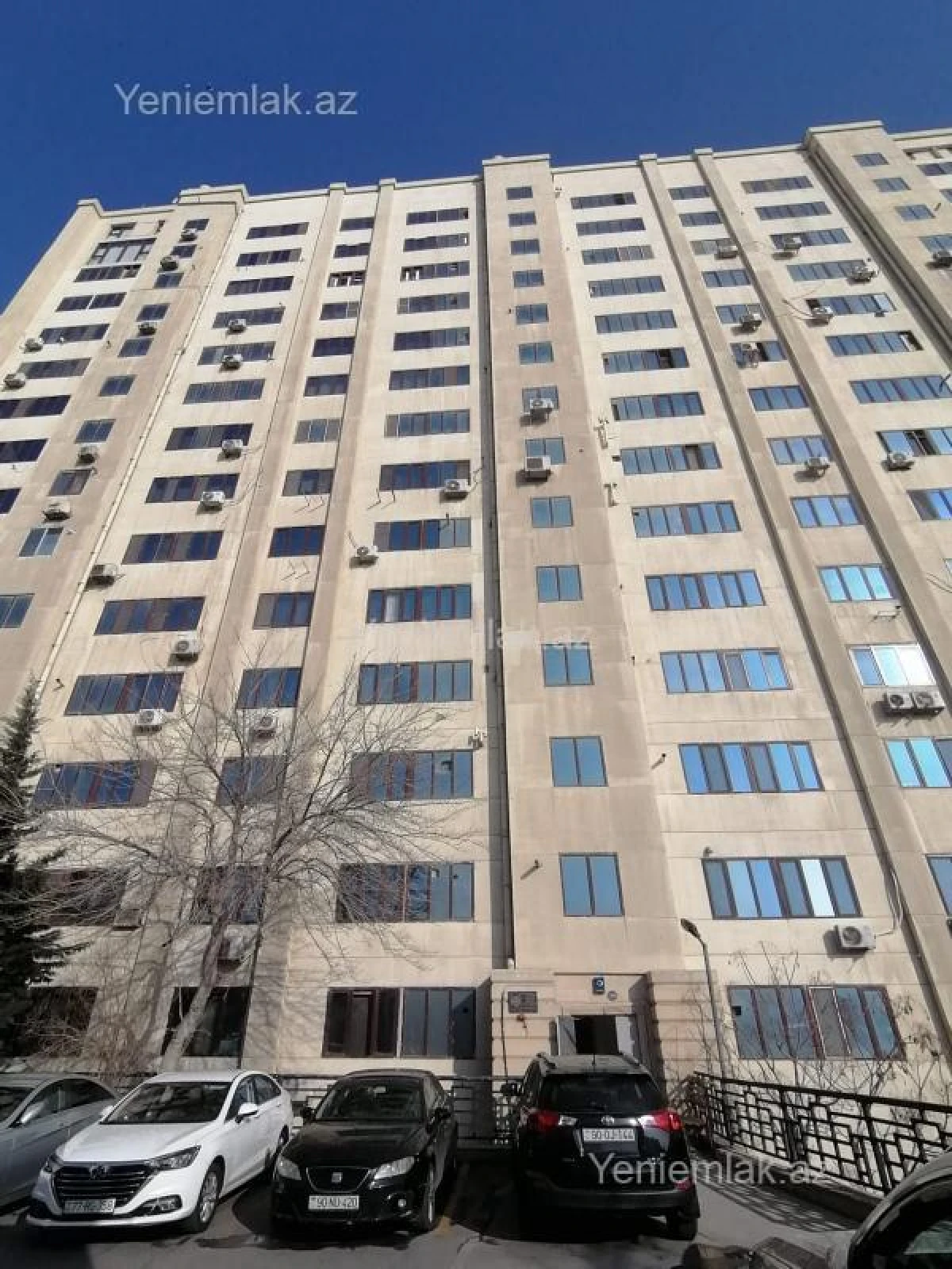 Satılır 2 otaqlı köhnə tikili 80 m²