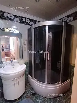 Satılır 2 otaqlı köhnə tikili 80 m²