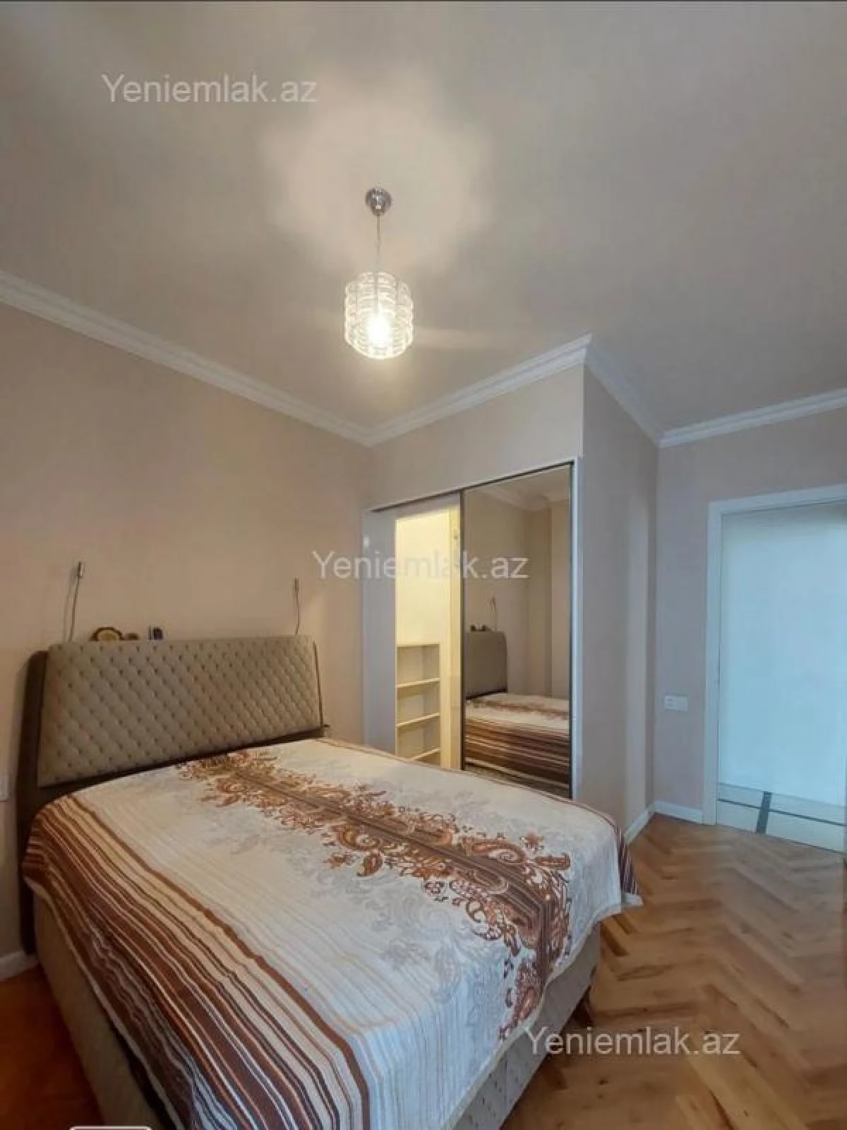 Satılır 4 otaqlı yeni tikili 114 m²