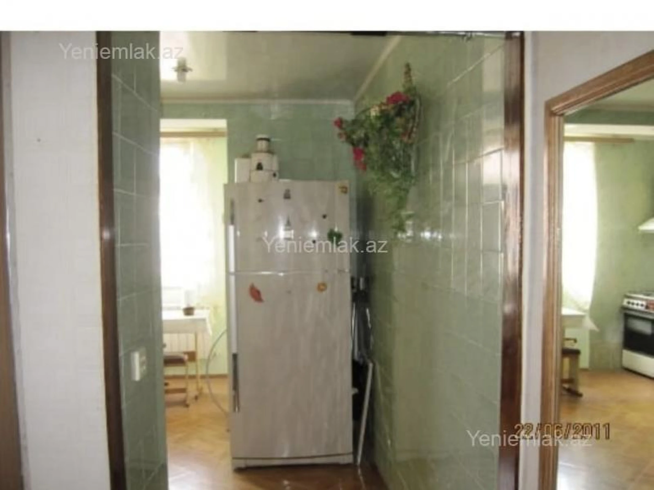 Satılır 3 otaqlı köhnə tikili 90 m²