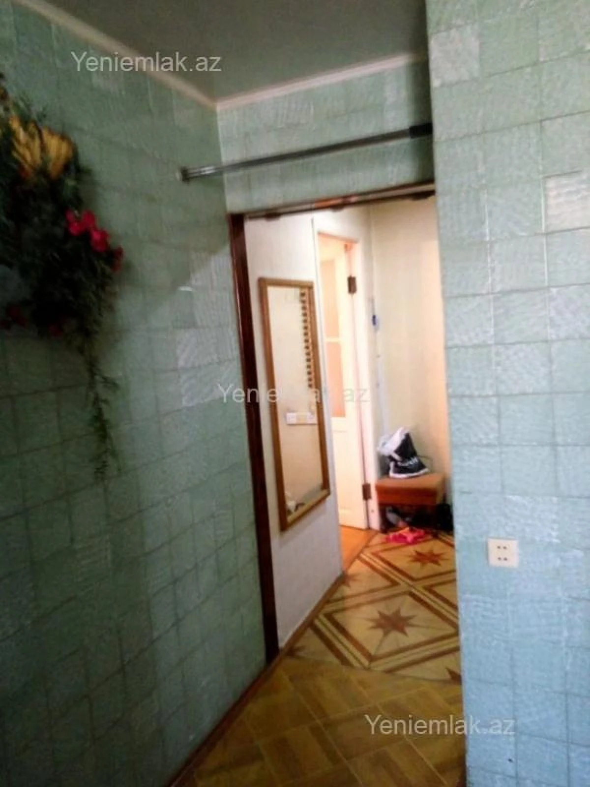 Satılır 3 otaqlı köhnə tikili 90 m²