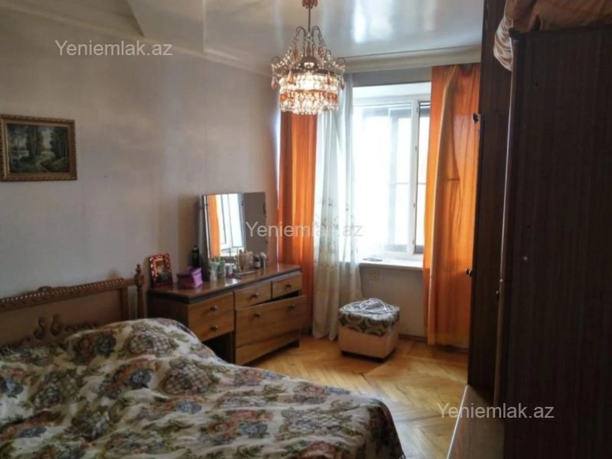 Satılır 3 otaqlı köhnə tikili 90 m²