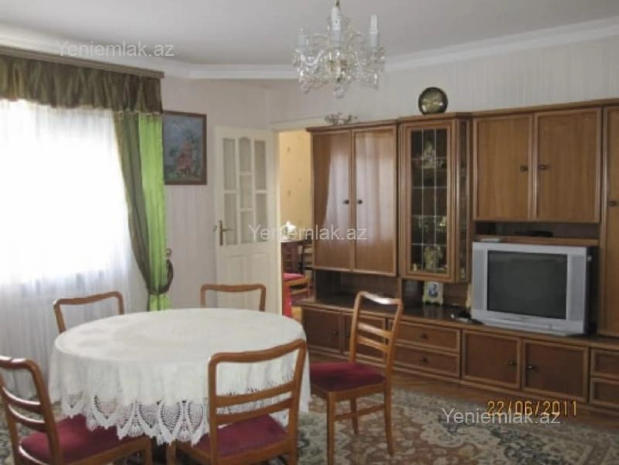 Satılır 3 otaqlı köhnə tikili 90 m²