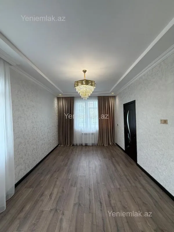 Satılır 2 otaqlı köhnə tikili 60 m²