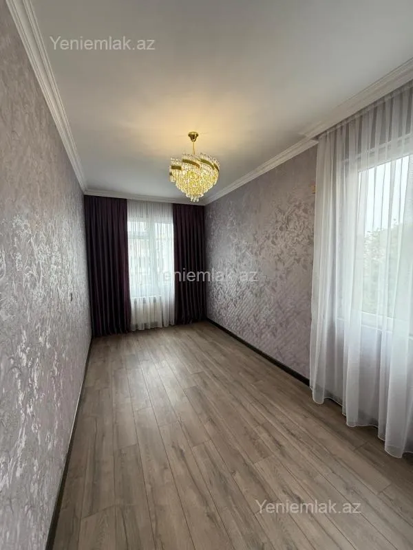 Satılır 2 otaqlı köhnə tikili 60 m²
