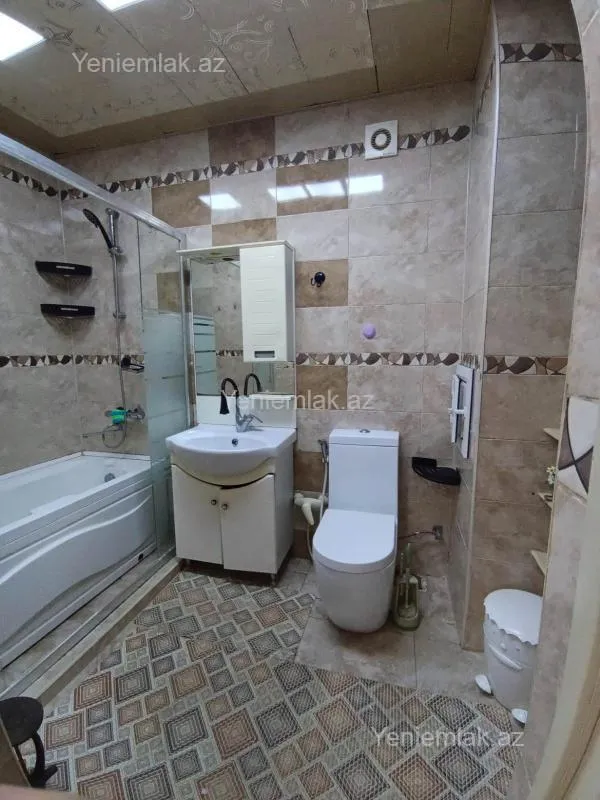 Satılır 3 otaqlı köhnə tikili 85 m²