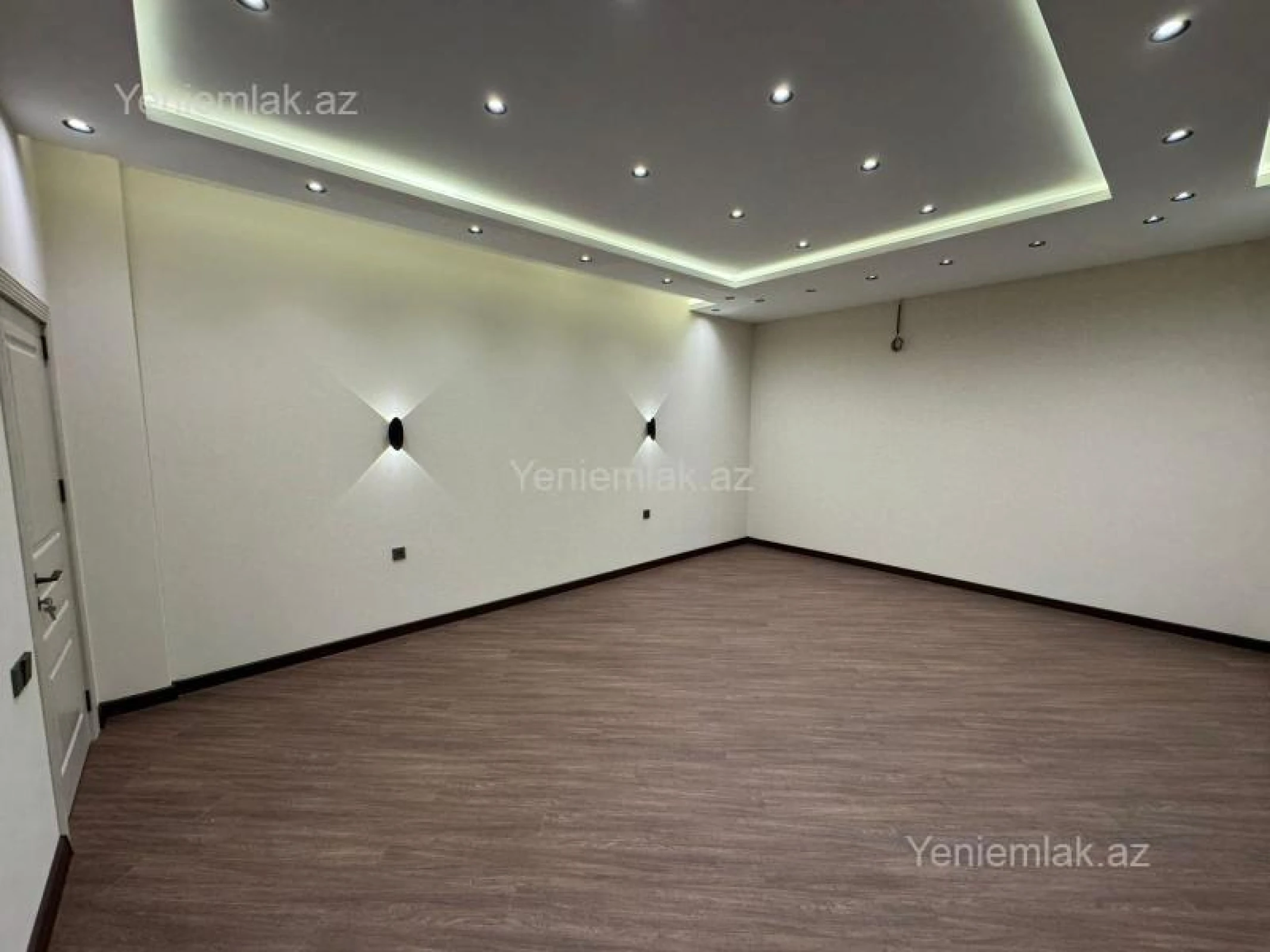 Satılır 3 otaqlı yeni tikili 135 m²