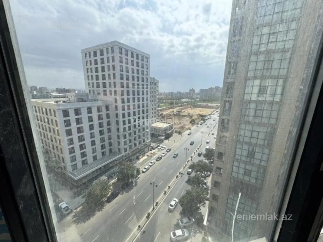 Satılır 4 otaqlı yeni tikili 218 m²