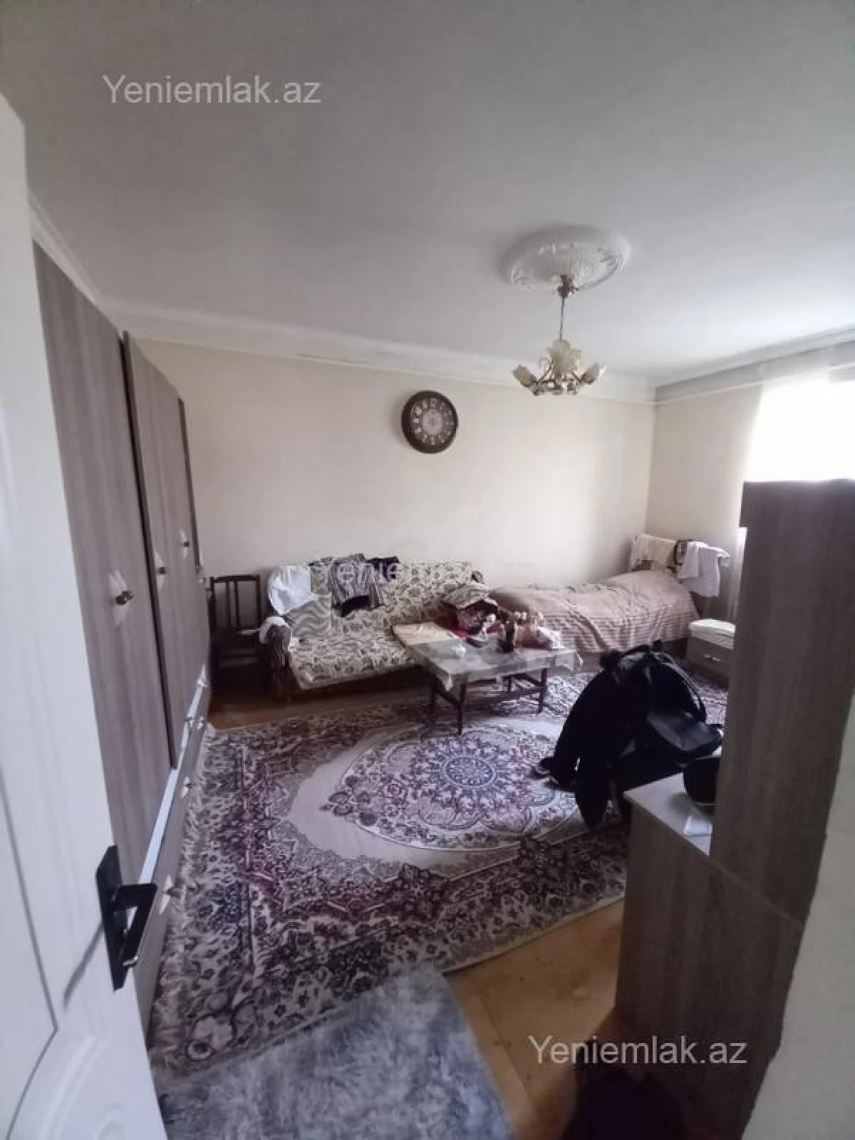 Satılır 8 otaqlı həyət evi 300 m²
