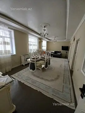 Satılır 8 otaqlı həyət evi 300 m²