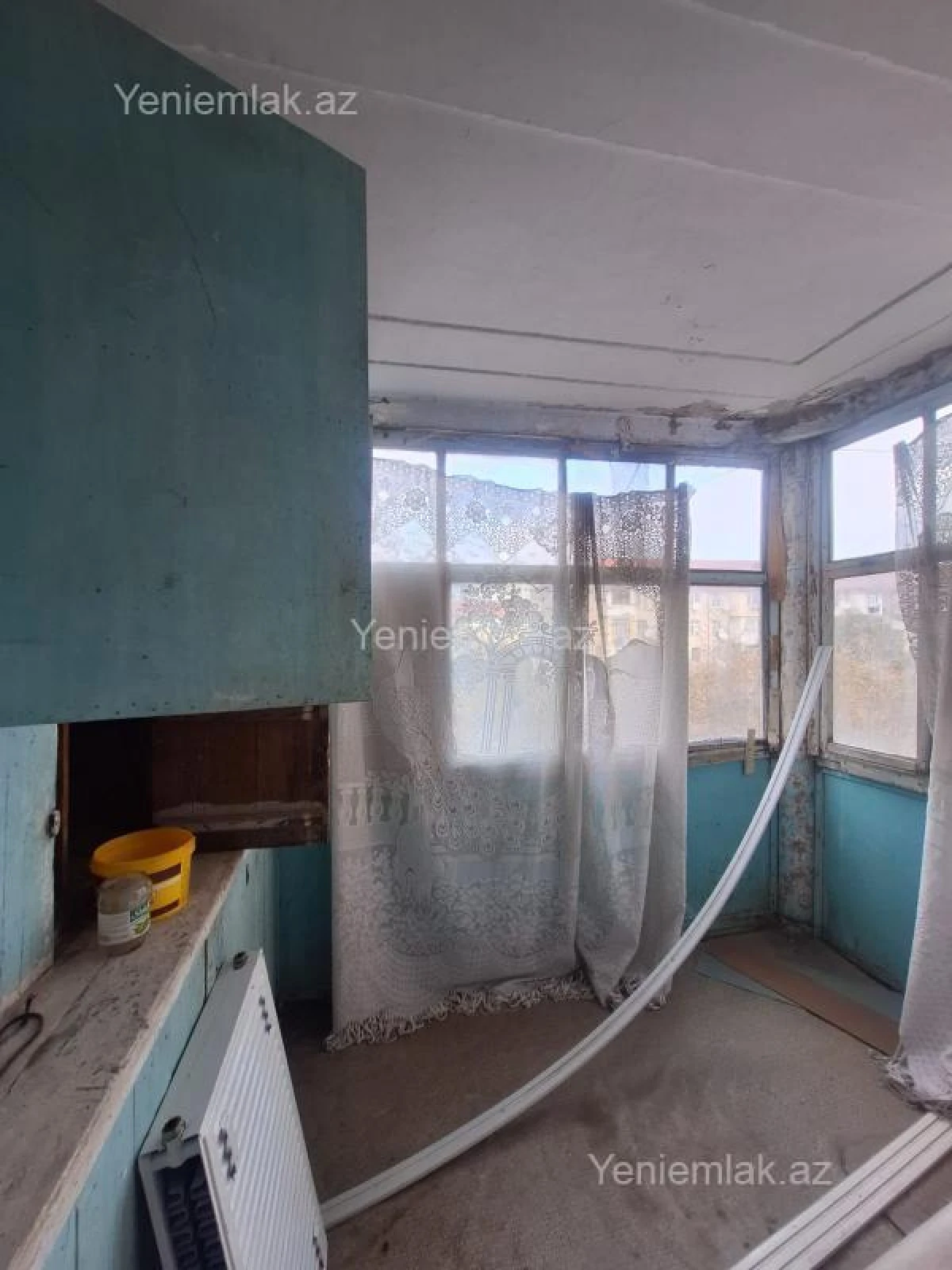 Satılır 3 otaqlı köhnə tikili 64 m²