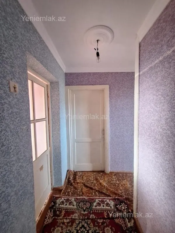 Satılır 3 otaqlı köhnə tikili 64 m²