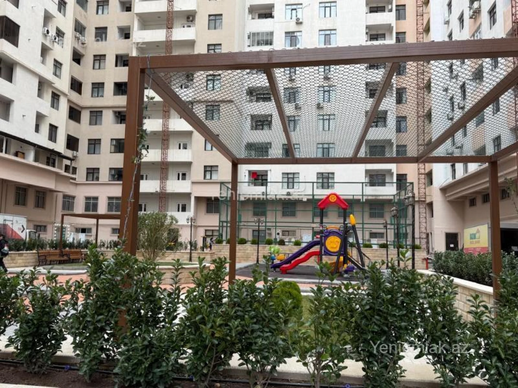 Satılır 3 otaqlı yeni tikili 145 m²