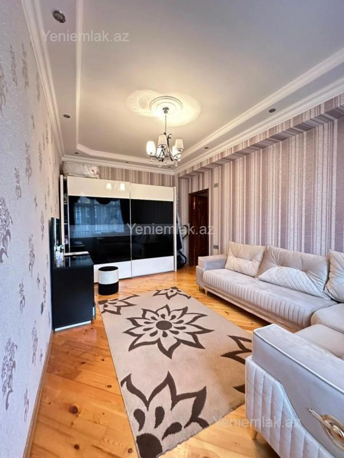 Satılır 3 otaqlı yeni tikili 93 m²