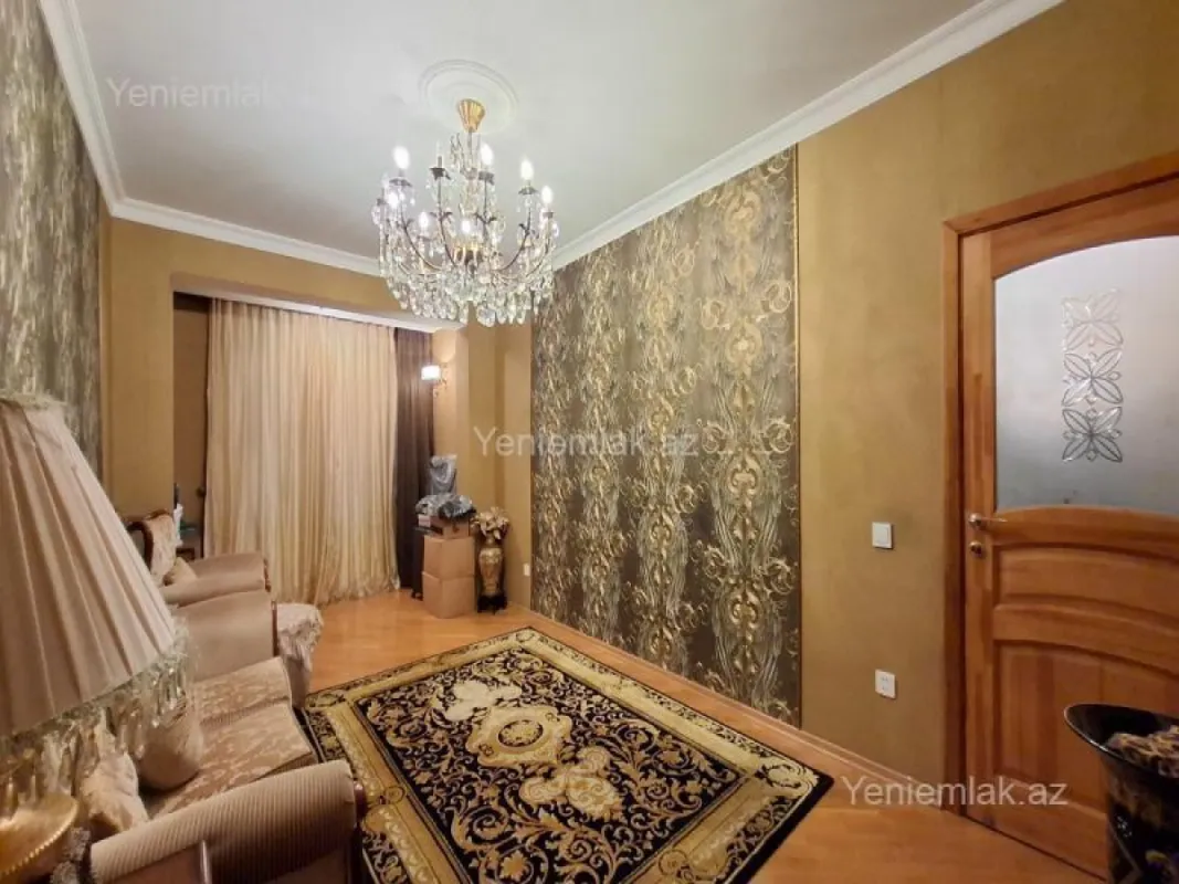 Satılır 3 otaqlı köhnə tikili 85 m²