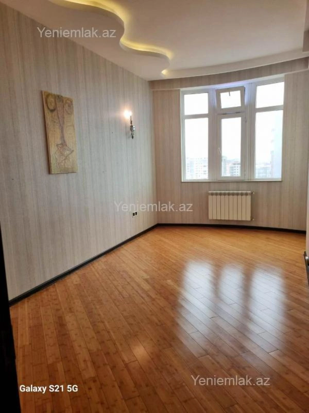 Satılır 3 otaqlı yeni tikili 100 m²