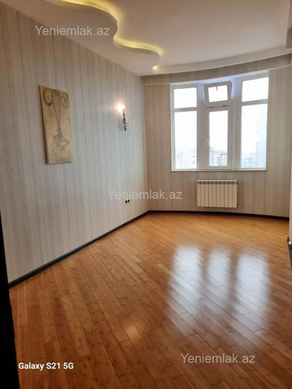 Satılır 3 otaqlı yeni tikili 100 m²