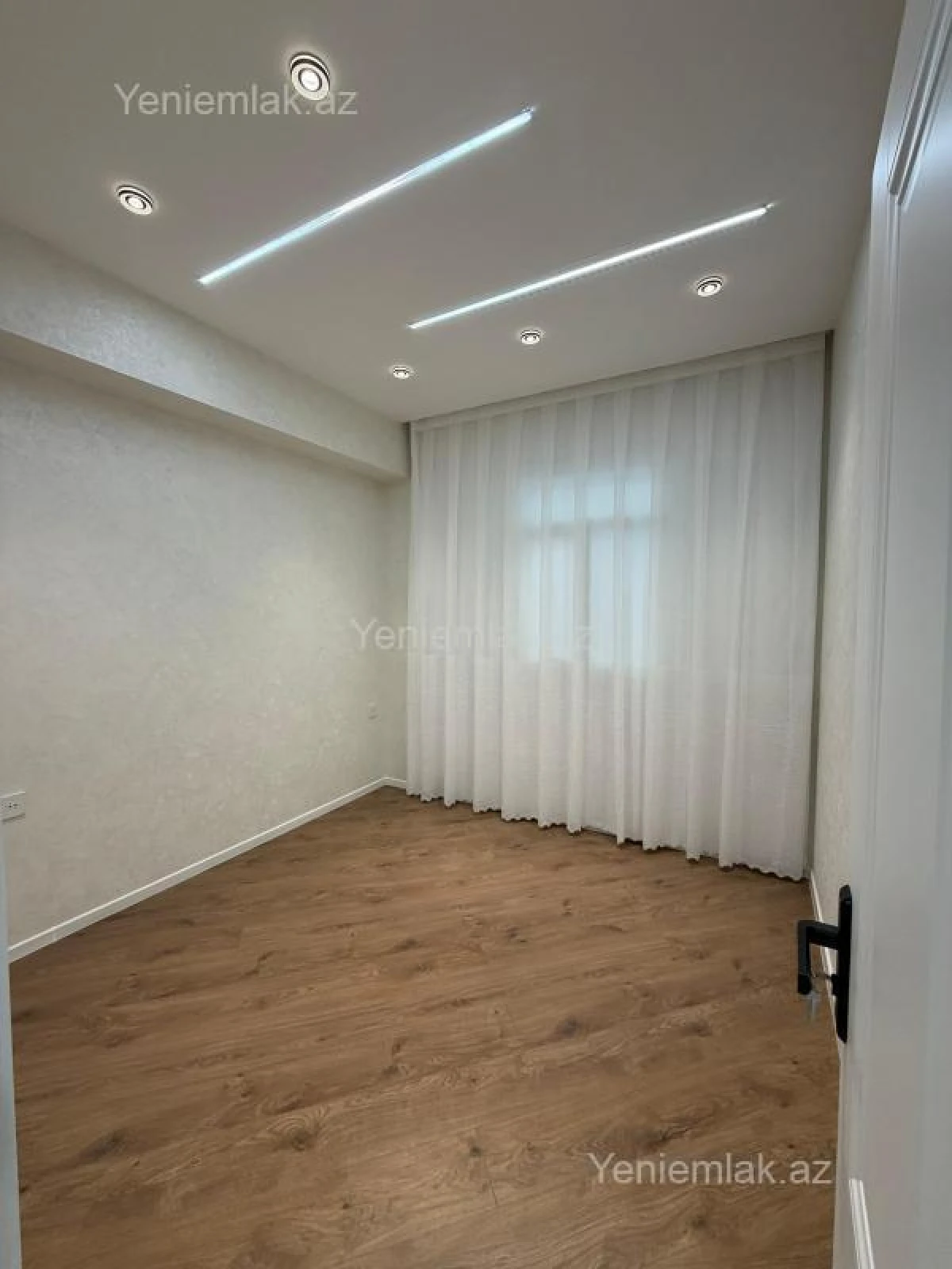 Satılır 3 otaqlı yeni tikili 54 m²