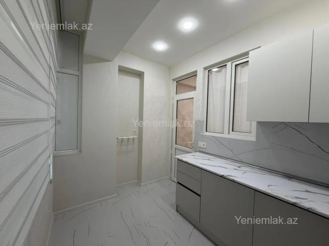 Satılır 3 otaqlı yeni tikili 54 m²