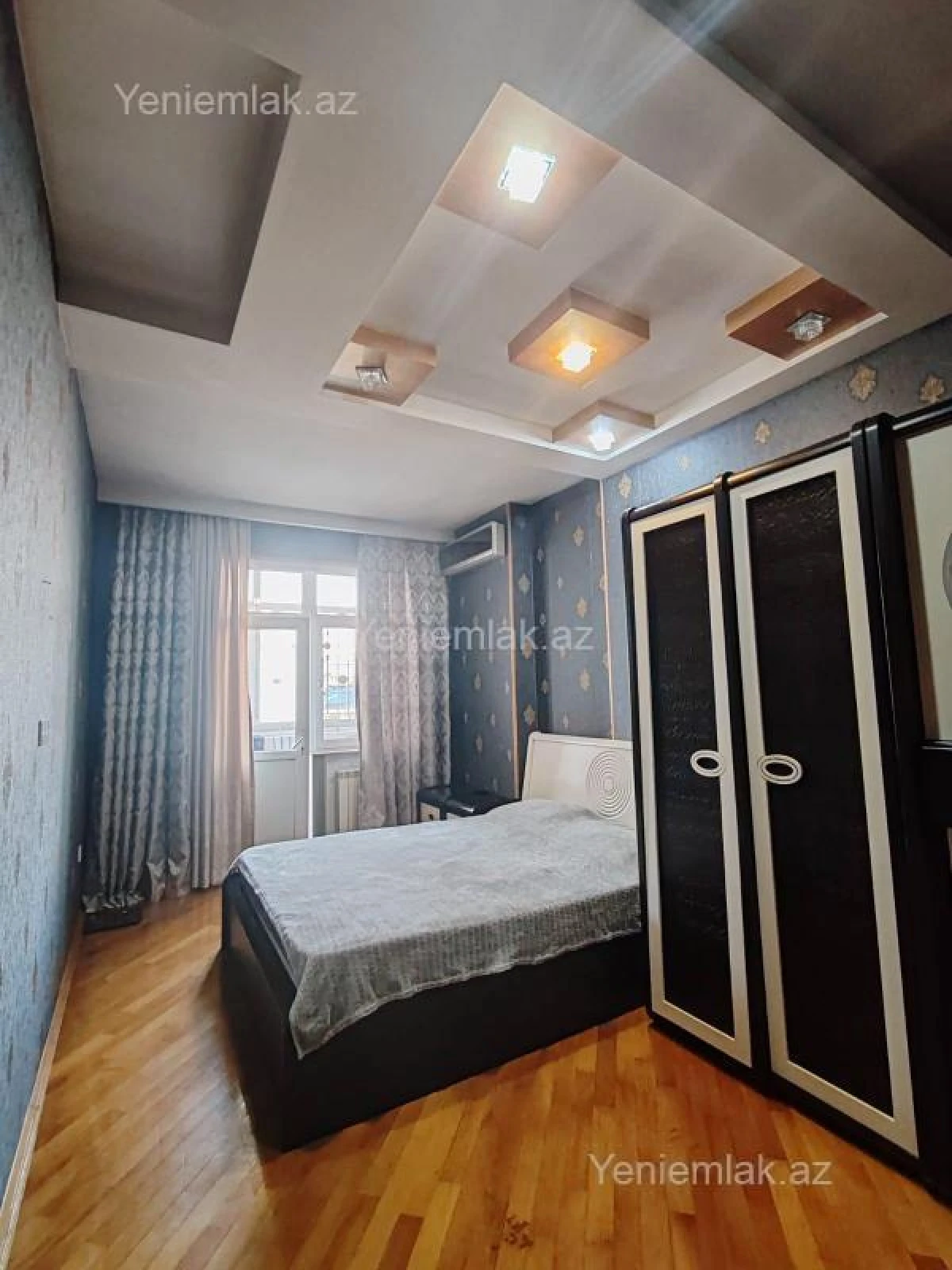Satılır 3 otaqlı yeni tikili 125 m²