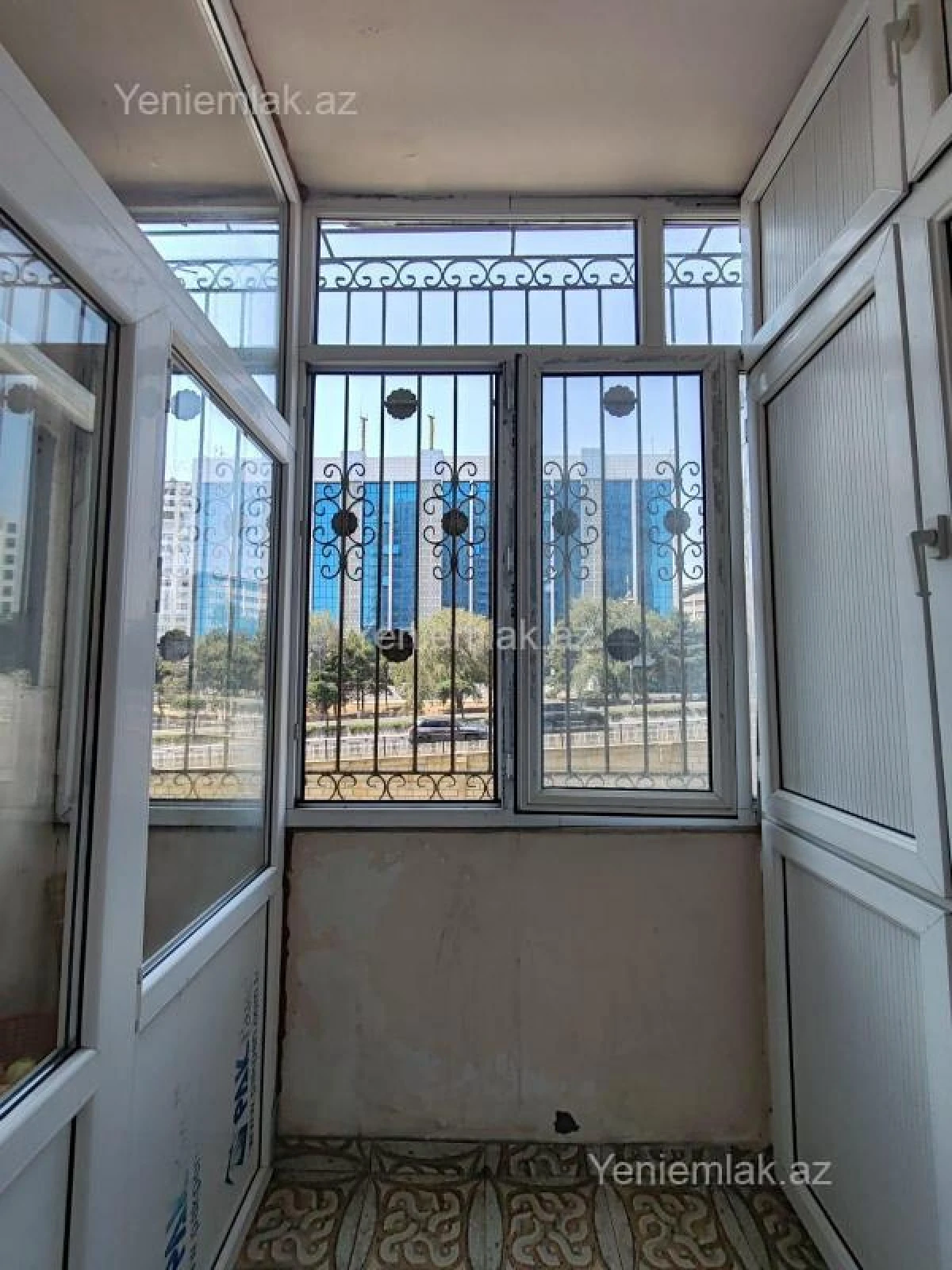 Satılır 3 otaqlı yeni tikili 125 m²