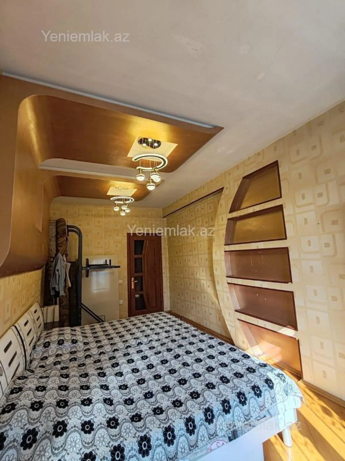 Satılır 3 otaqlı yeni tikili 125 m²