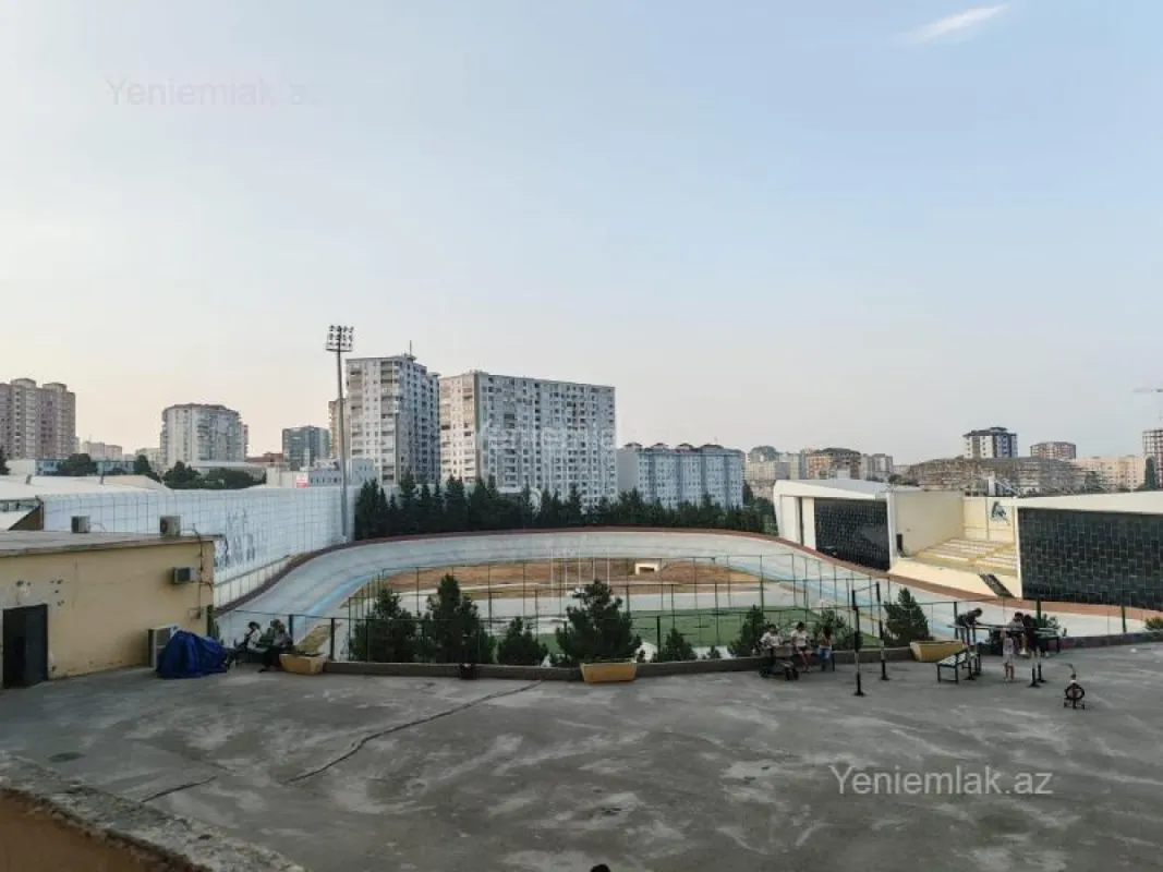 Satılır 3 otaqlı yeni tikili 125 m²