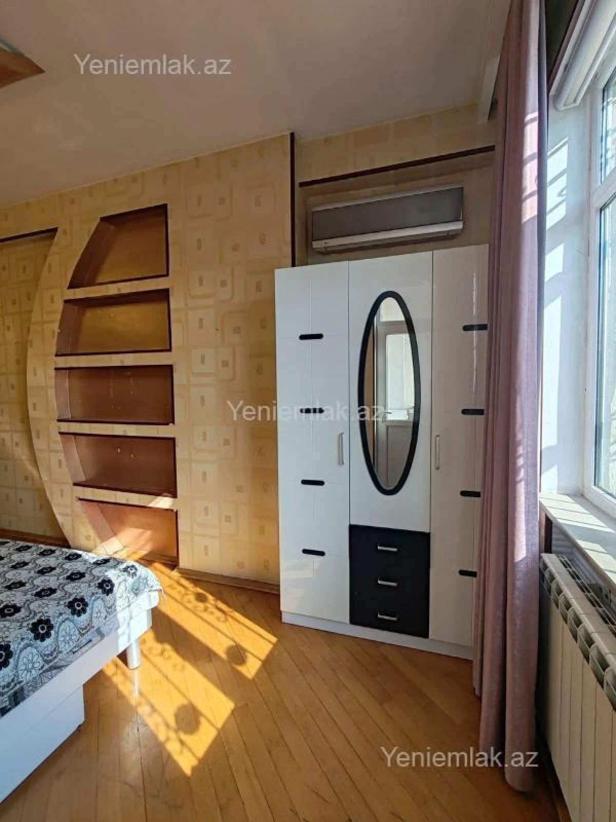 Satılır 3 otaqlı yeni tikili 125 m²