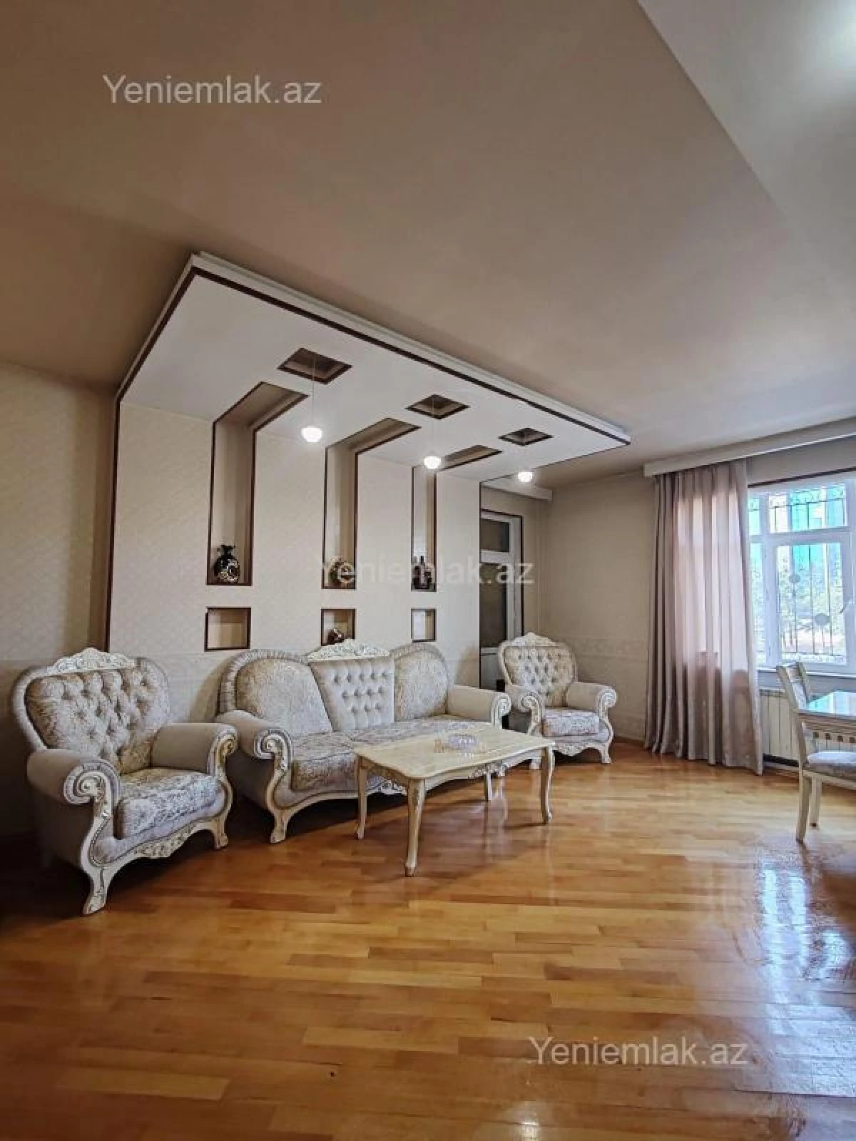 Satılır 3 otaqlı yeni tikili 125 m²