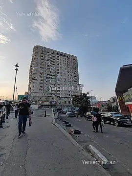 Satılır 3 otaqlı yeni tikili 125 m²