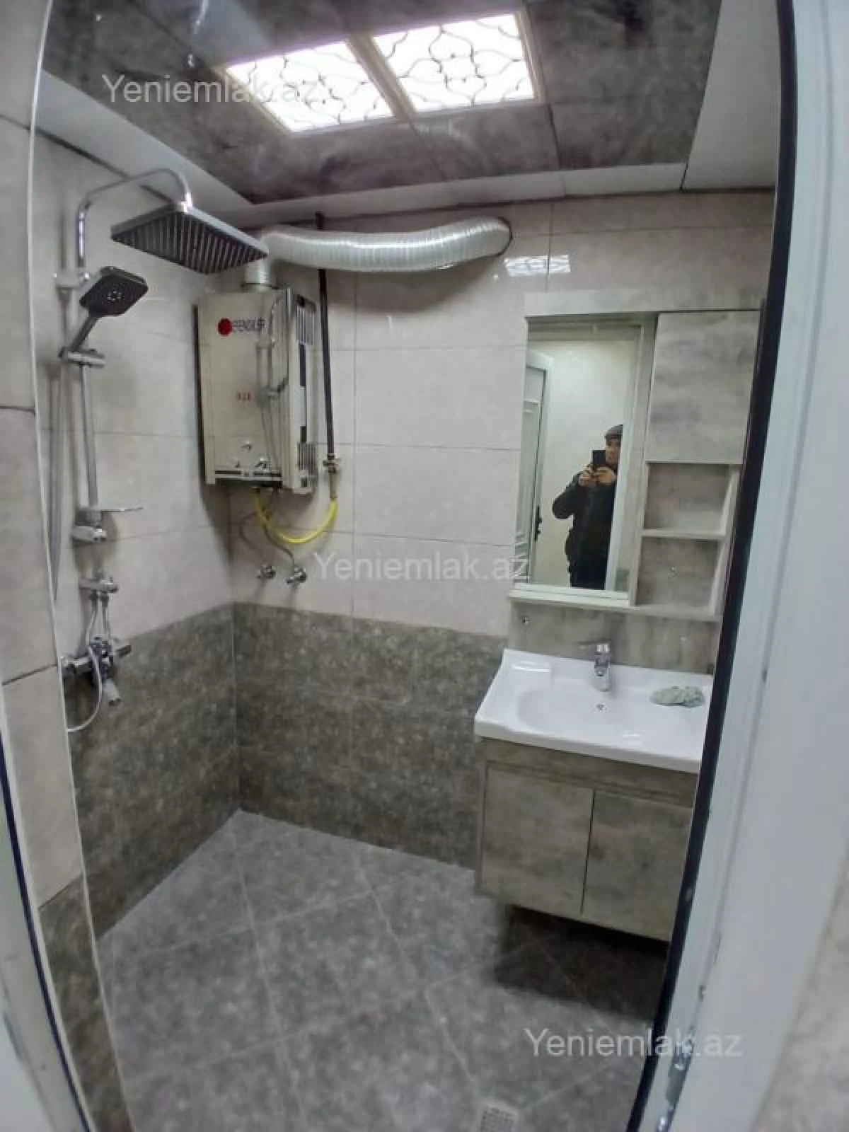 Satılır 3 otaqlı köhnə tikili 76 m²