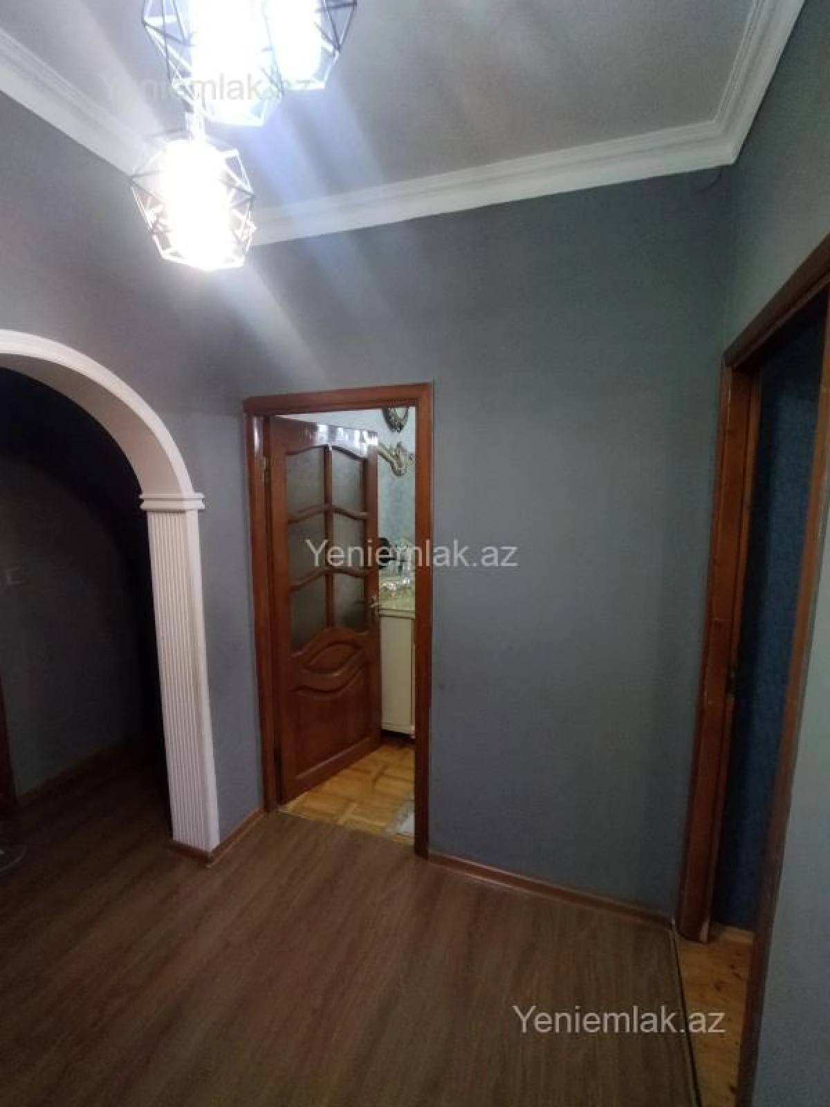 Satılır 3 otaqlı köhnə tikili 70 m²