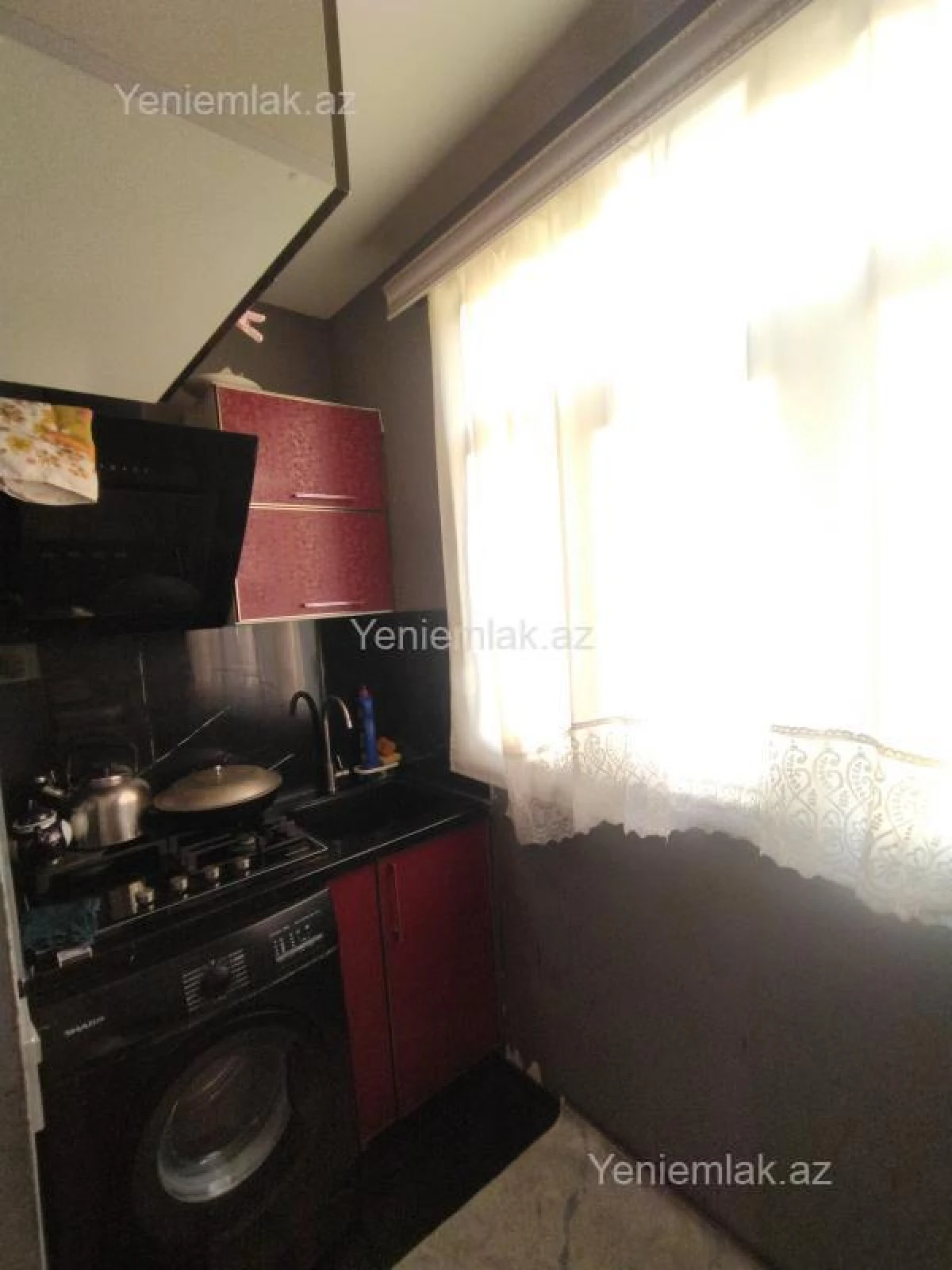 Satılır 3 otaqlı köhnə tikili 70 m²