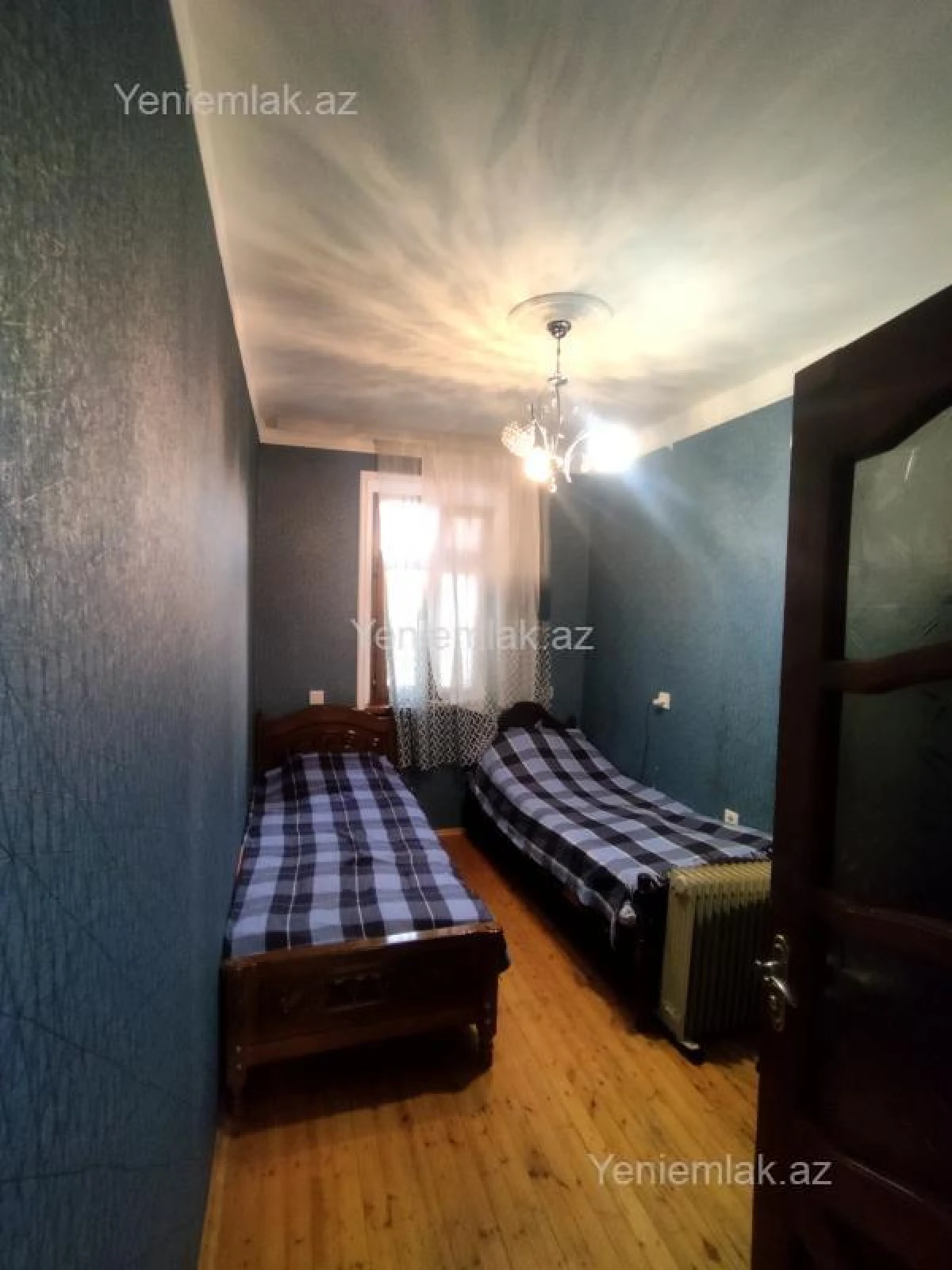 Satılır 3 otaqlı köhnə tikili 70 m²