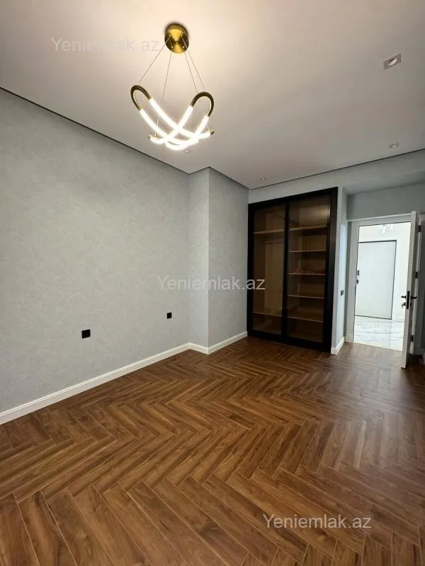 Satılır 3 otaqlı yeni tikili 116 m²