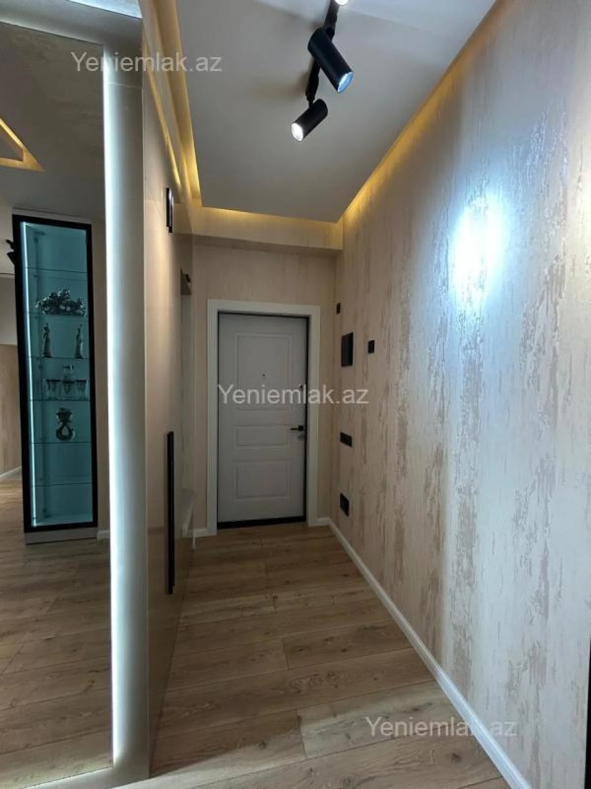 Satılır 2 otaqlı yeni tikili 53 m²