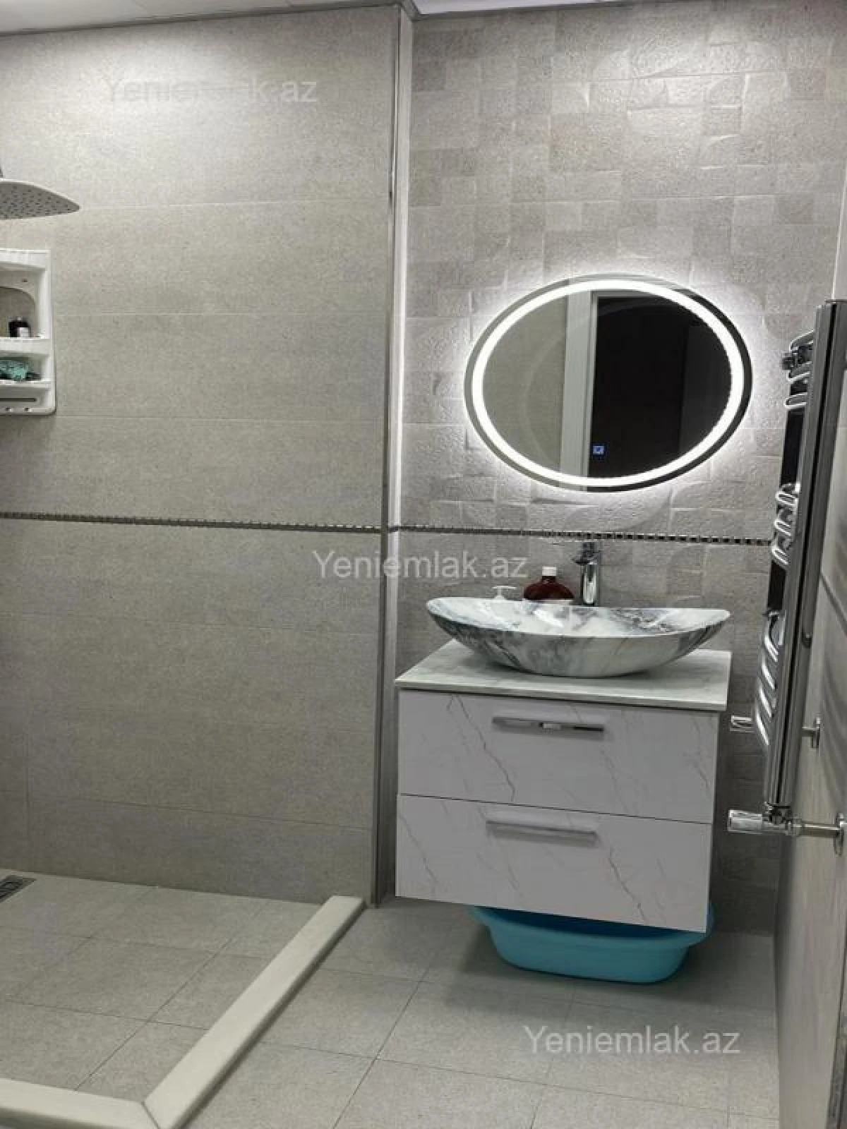 Satılır 3 otaqlı yeni tikili 130 m²