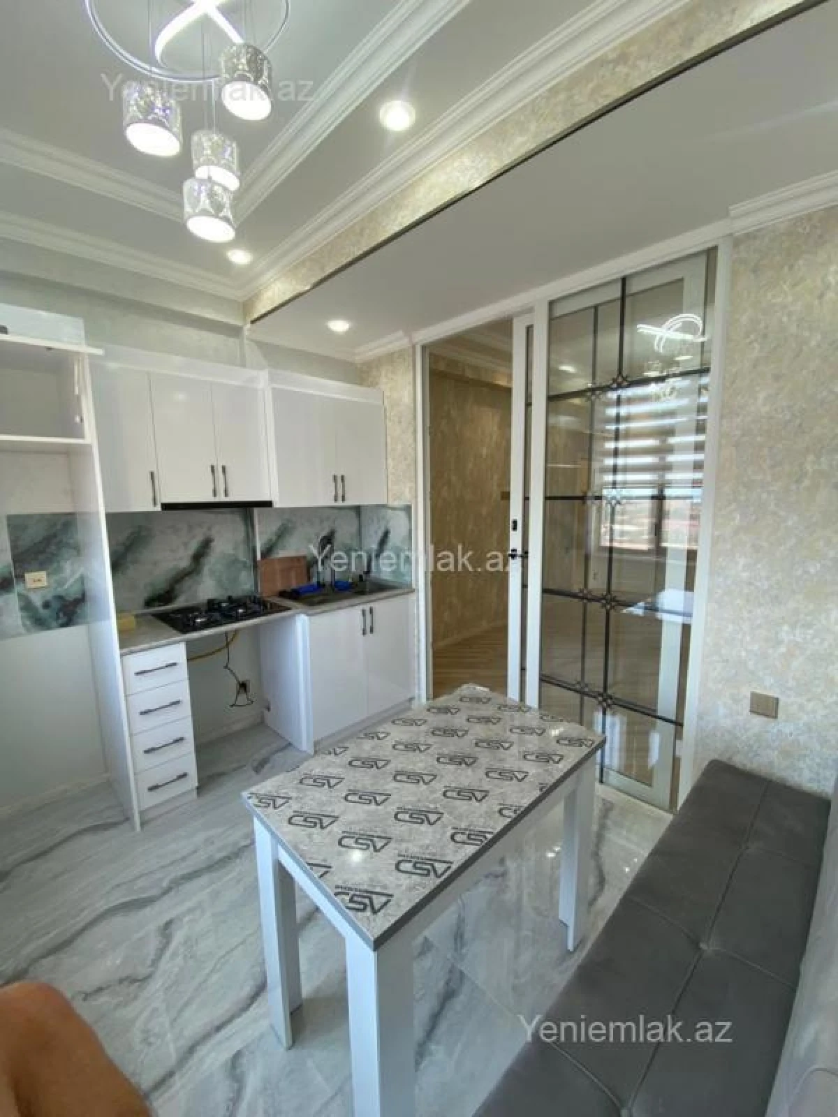 Satılır 2 otaqlı yeni tikili 61 m²