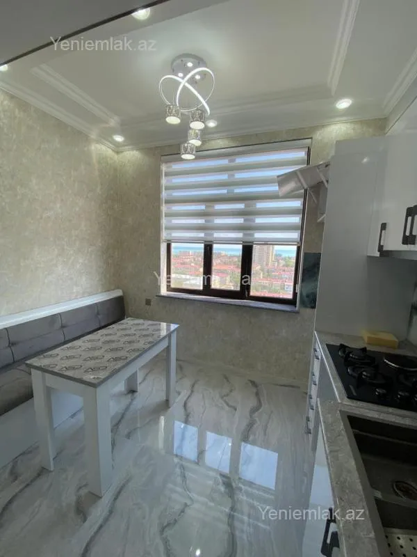 Satılır 2 otaqlı yeni tikili 61 m²