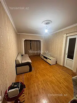 Satılır 2 otaqlı köhnə tikili 55 m²