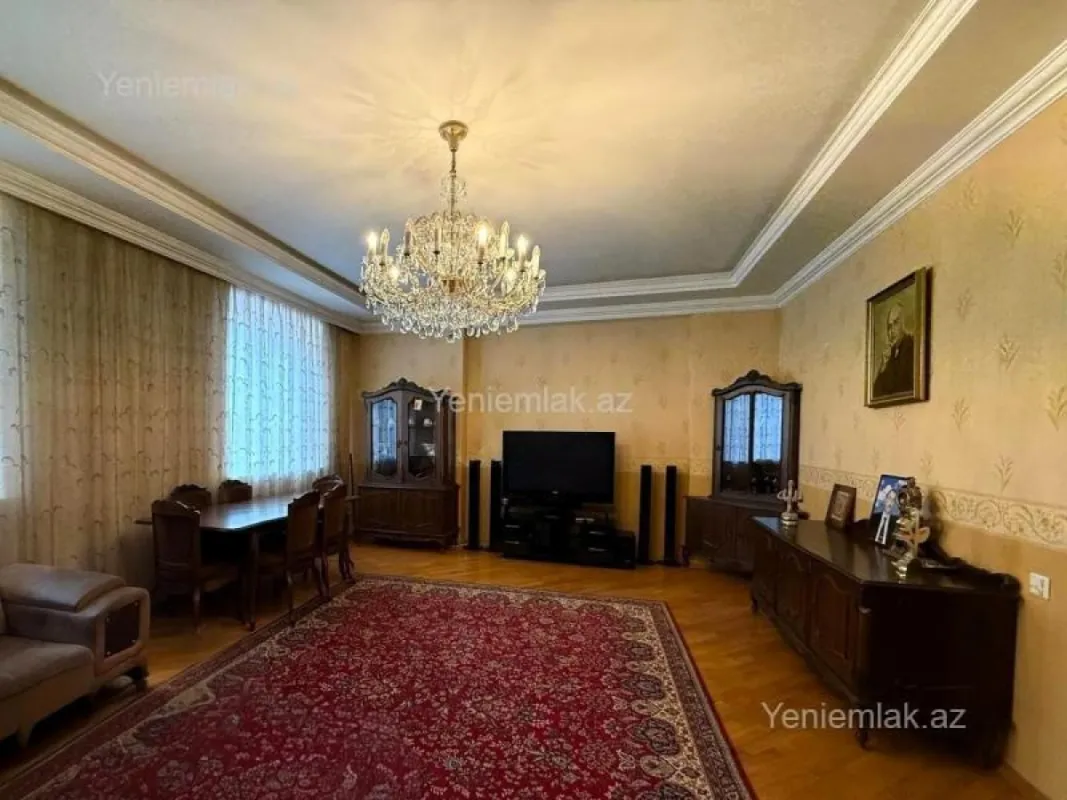 Satılır 3 otaqlı yeni tikili 155 m²