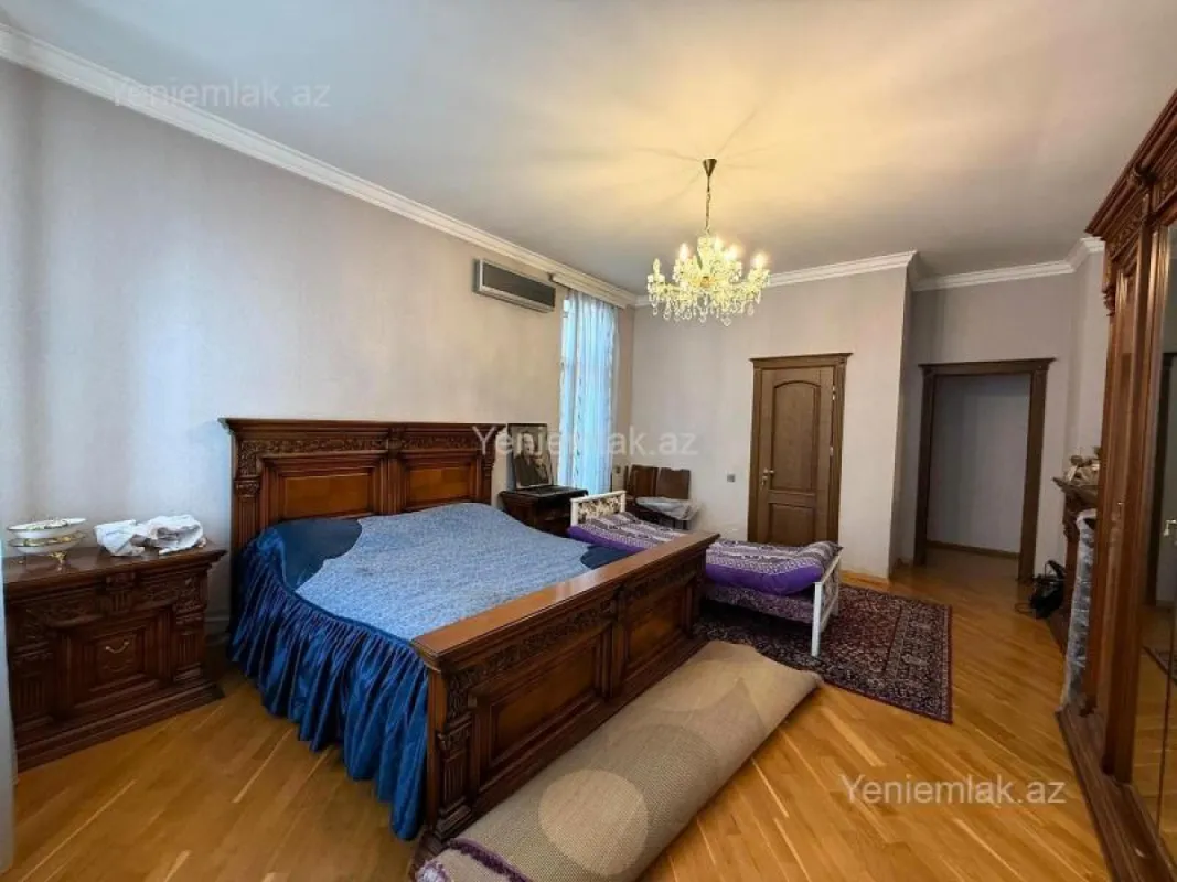 Satılır 3 otaqlı yeni tikili 155 m²