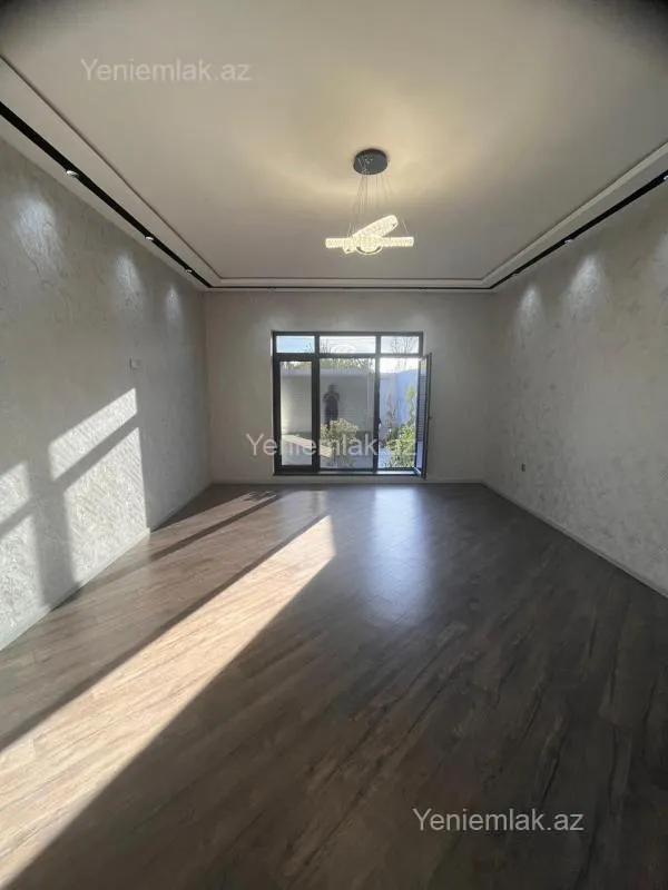 Satılır 3 otaqlı həyət evi 135 m²